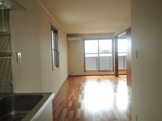 居室・リビング　※現況優先