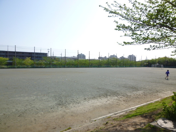 【コスモタウン鎌取Ｂの小学校】