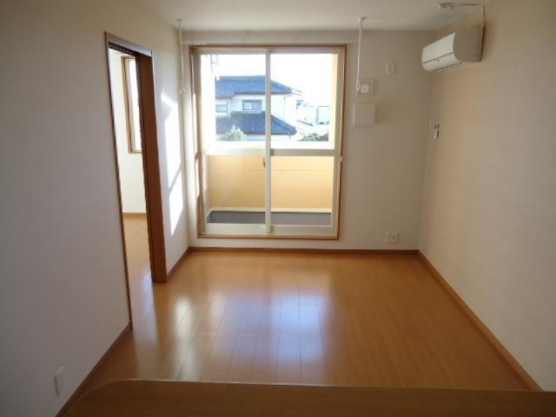 居室・リビング　図面と現状に相違がある場合には現状を優先