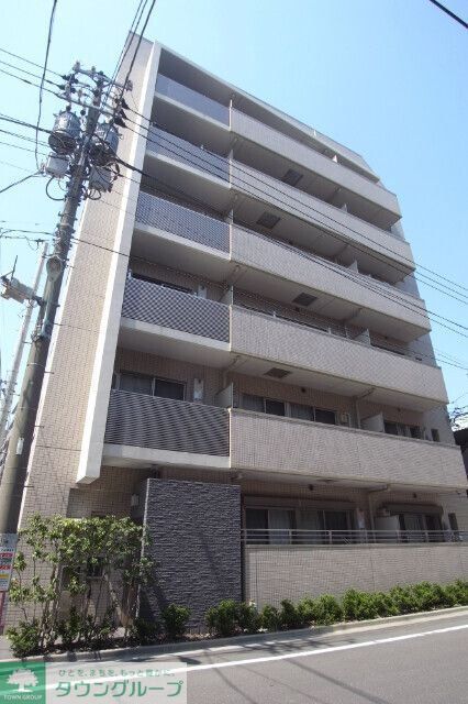 江東区冬木のマンションの建物外観