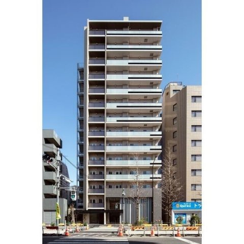 【文京区白山のマンションの建物外観】