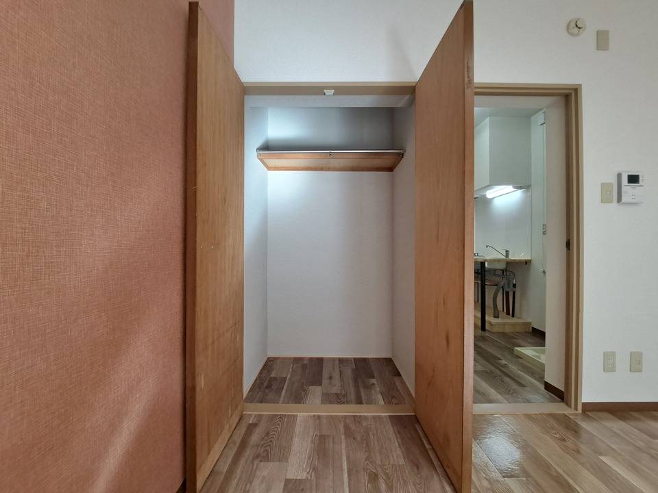 収納　クローゼット