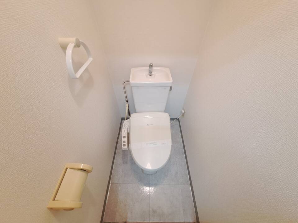 トイレ　トイレ