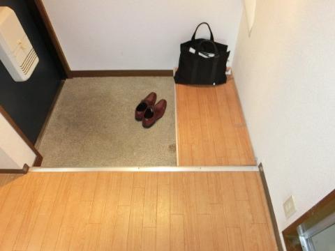 ディアコート舟木　玄関　玄関内