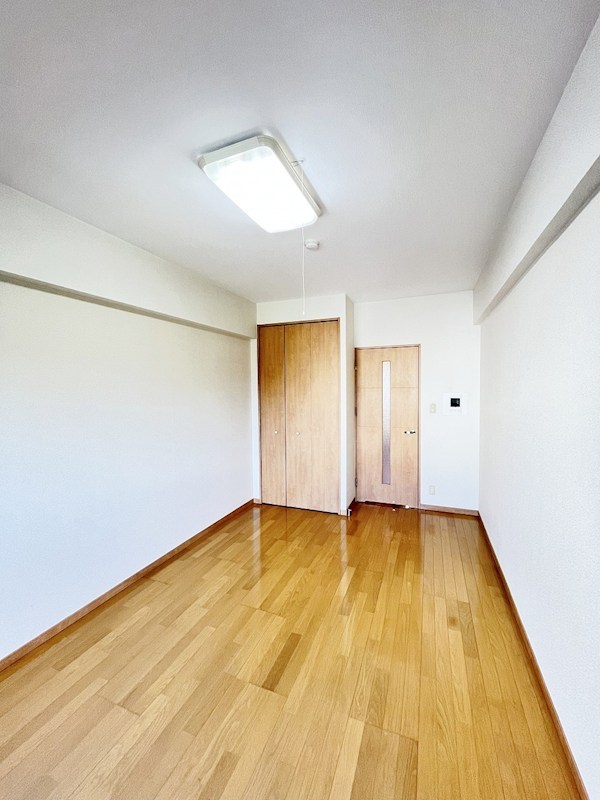 収納　★洋室8帖★