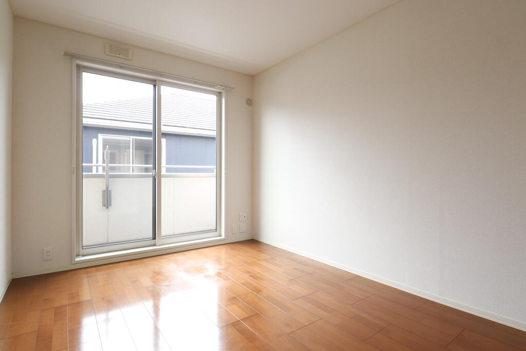 その他部屋・スペース　2階の洋室です♪