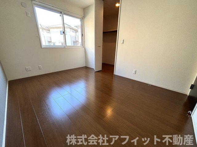 その他部屋・スペース　北側の洋室6帖　※反転イメージ