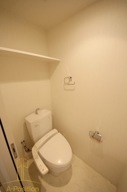 トイレ　レジュールアッシュ福島