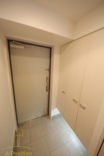 玄関　レジュールアッシュ福島