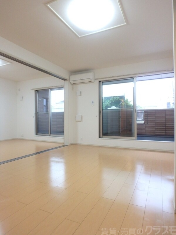 居室・リビング　開放的な空間ですね♪