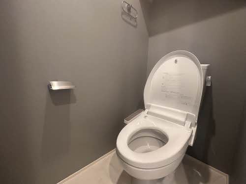 トイレ　トイレ