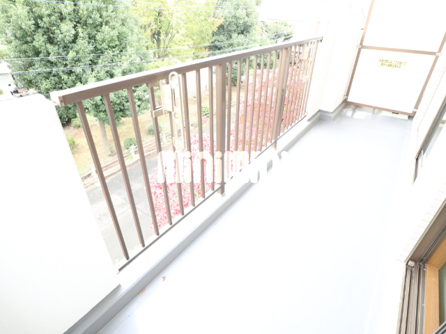 バルコニー　ベランダスペースです