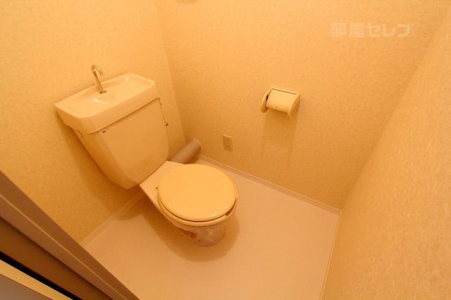 トイレ　清潔なお手洗いです。