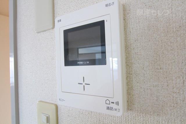 セキュリティ　モニターホンで来客確認出来ます。