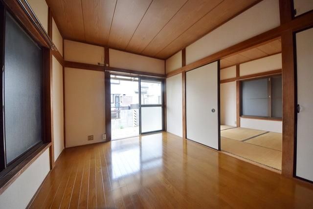 居室・リビング　リビング