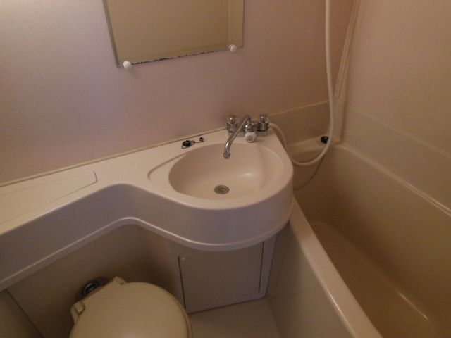 バス・シャワールーム　バスルーム