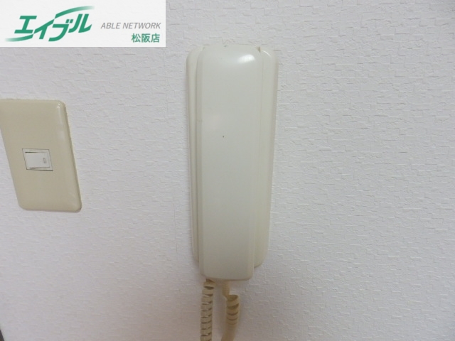 セキュリティ　安心のインターホン付き