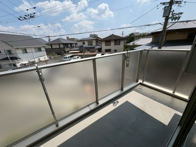 バルコニー　陽当たり良好なバルコニーです