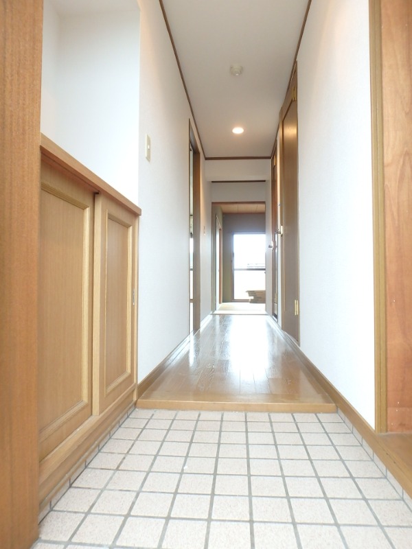 玄関　図面と現状に相違がある場合には現状を優先