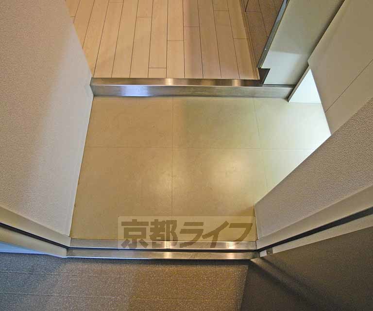 玄関　間接照明がお洒落な玄関です。