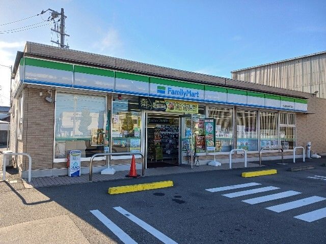 コンビニ　ファミリーマート今治別宮町４丁（コンビニ）まで650m