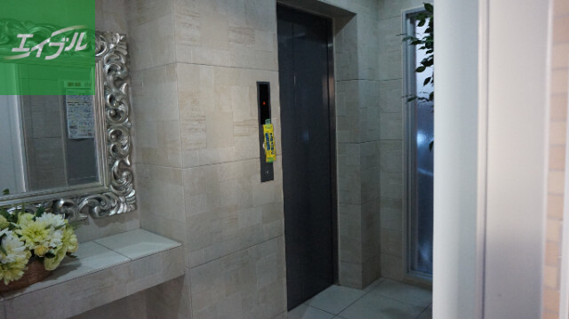 エントランス　エントランス部分