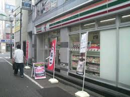 コンビニ　セブンイレブン台東上野6丁目店（コンビニ）まで60m
