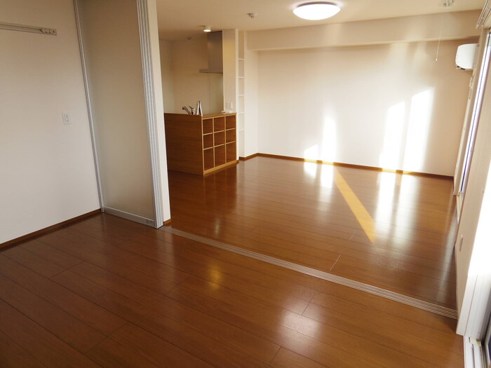 居室・リビング　リビング