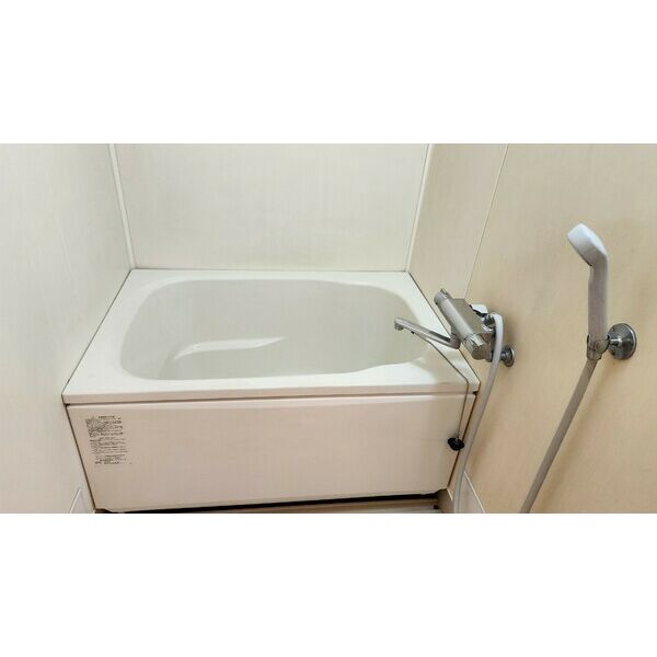 バス・シャワールーム　メゾン深江　浴室