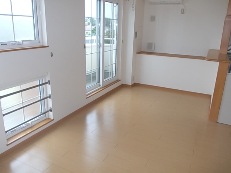 居室・リビング　図面と現状に相違がある場合には現状を優先