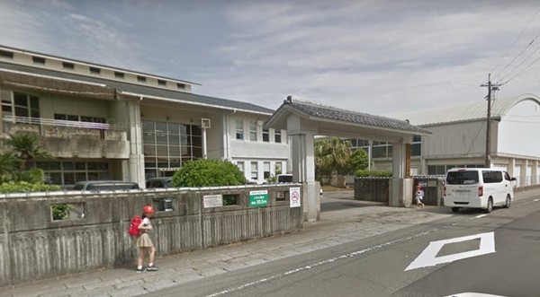 小学校　宮崎市立清武小学校（小学校）まで626m