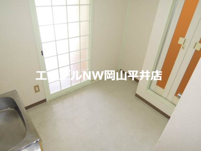 玄関　同タイプのお部屋の写真です