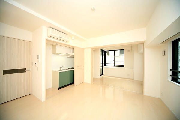 居室・リビング　別タイプ部屋　参考写真です