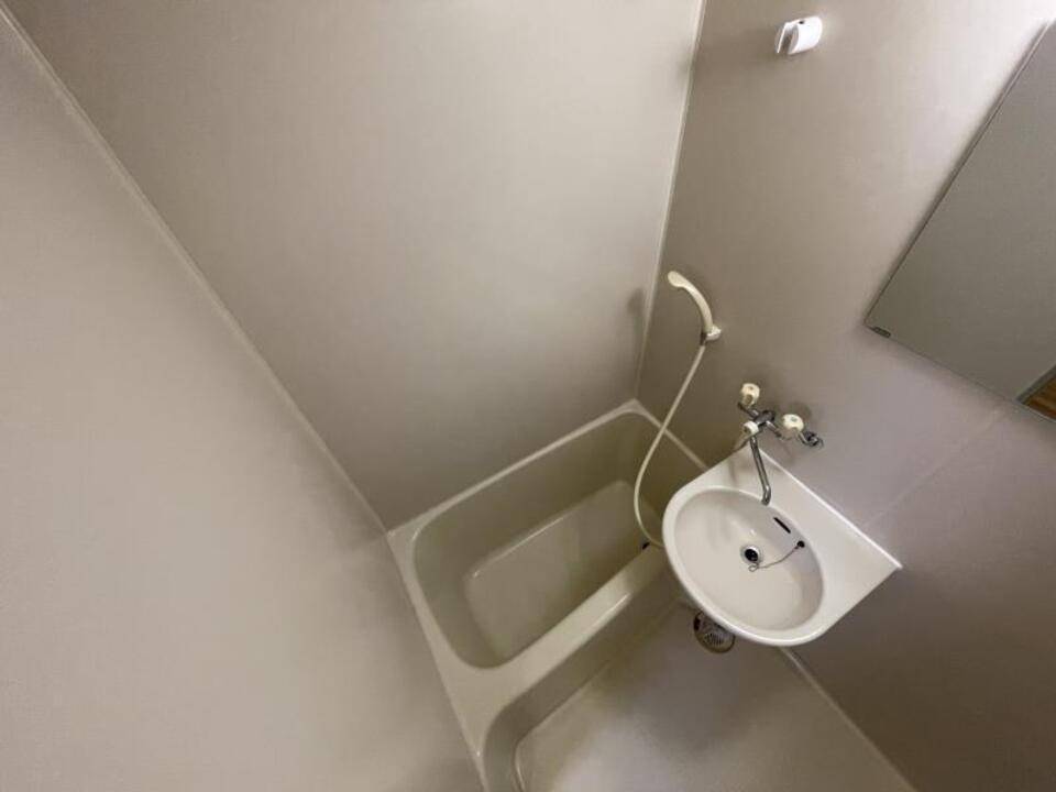 バス・シャワールーム　浴室