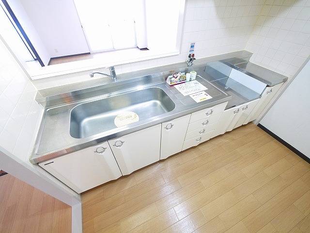 キッチン　キッチンでお料理をお楽しみください