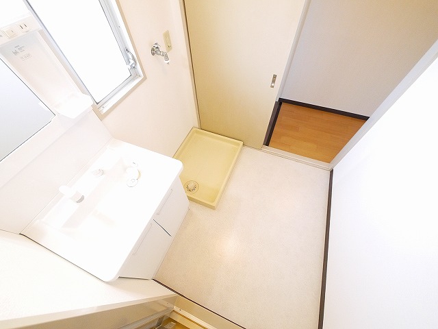 洗面設備　広い洗面スペース