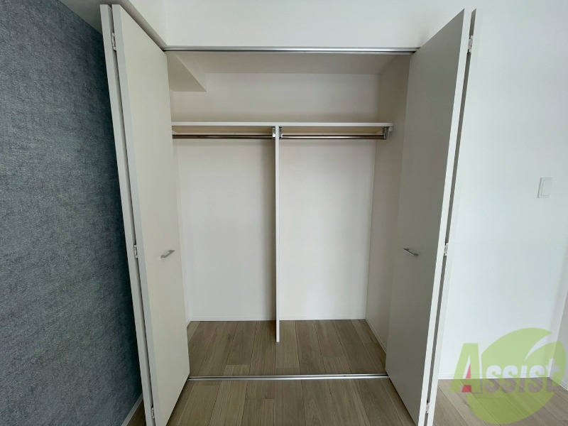 収納　洋室にはクローゼットがあるのですっきり片付きそうです。