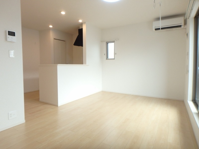 居室・リビング　図面と現状に相違がある場合には現状を優先