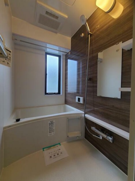 バス・シャワールーム　清潔な浴室！