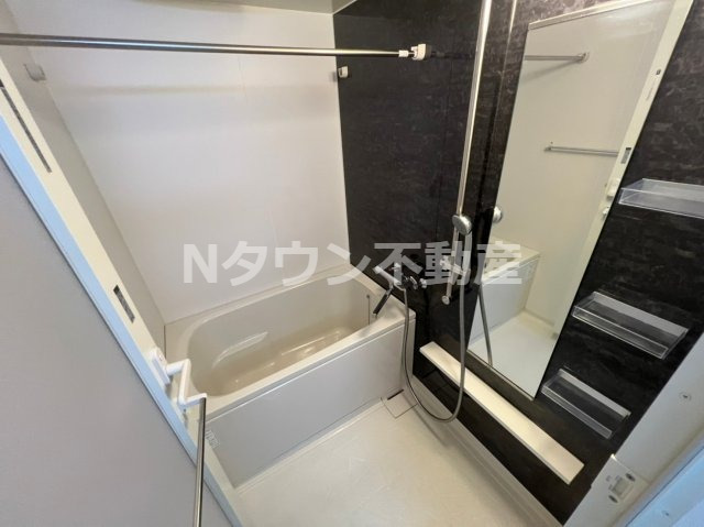 バス・シャワールーム　日々の疲れを癒すお風呂付です