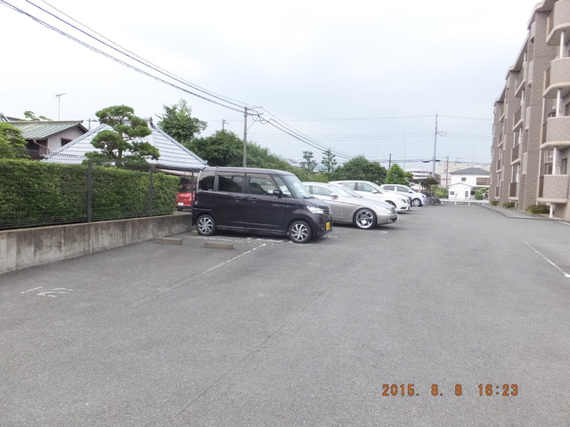 駐車場　駐車場　別途契約・要空き確認
