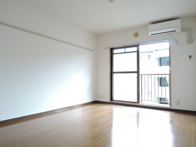 居室・リビング　※別室参考写真