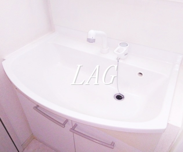 洗面設備　独立洗面台です。