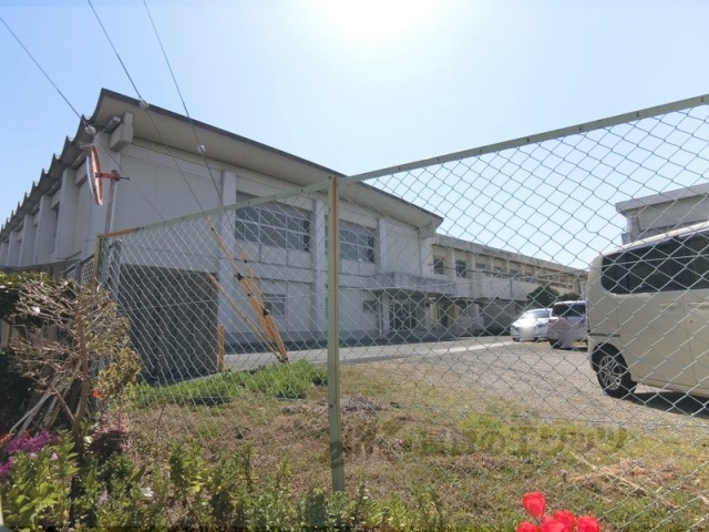 小学校　相楽小学校（小学校）まで750m