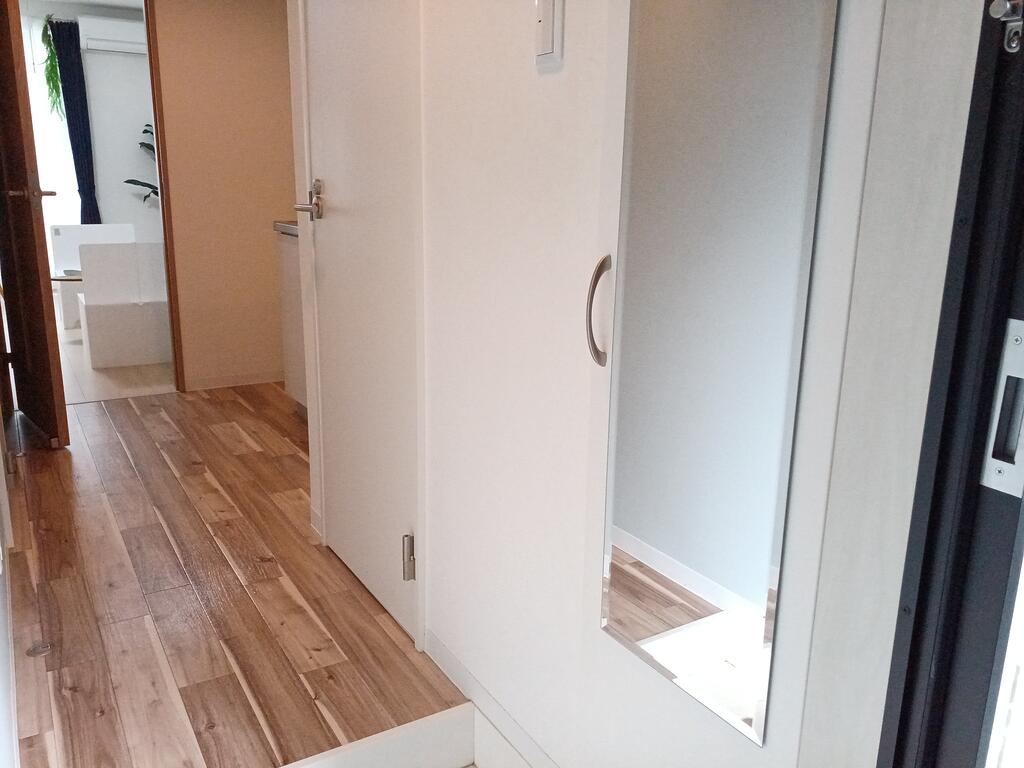 玄関　※別号室