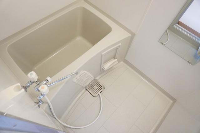 バス・シャワールーム　浴室