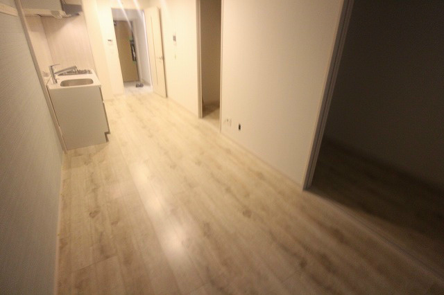 その他　リビングです。※同物件参考写真です。