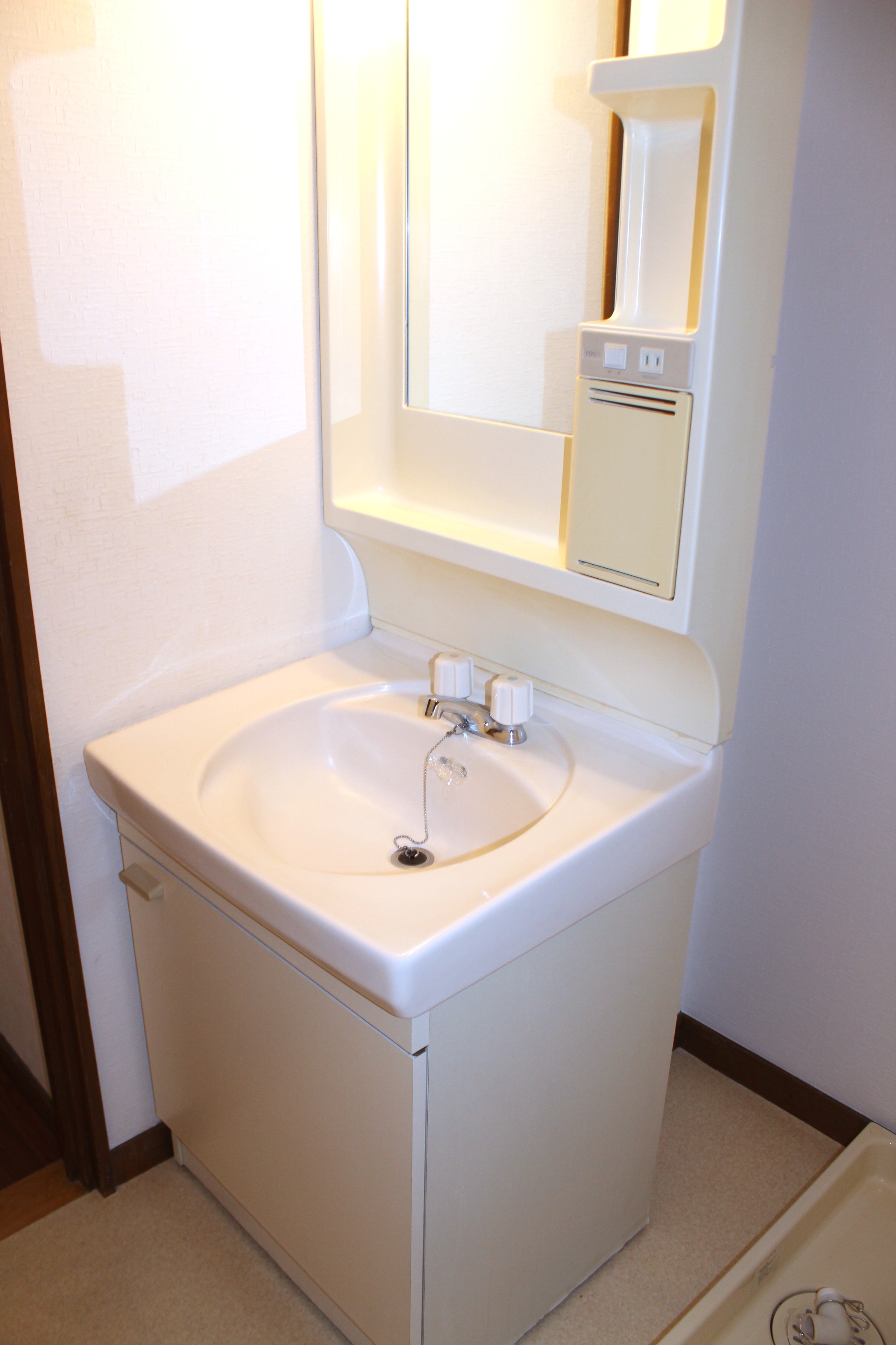 洗面設備　洗面化粧台