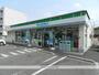 コンビニ　ファミリーマート小倉真鶴店（コンビニ）まで240m