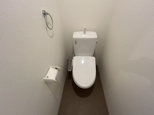 トイレ　※同施工のためご参考までにお願い致します。